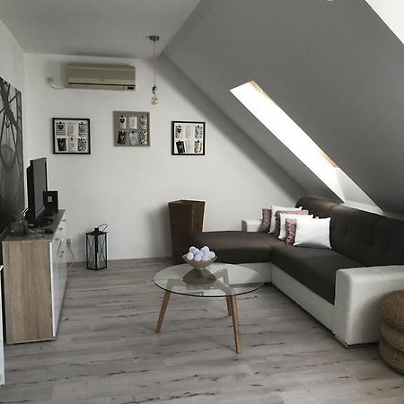 Arany Apartman Seghedin Exterior foto