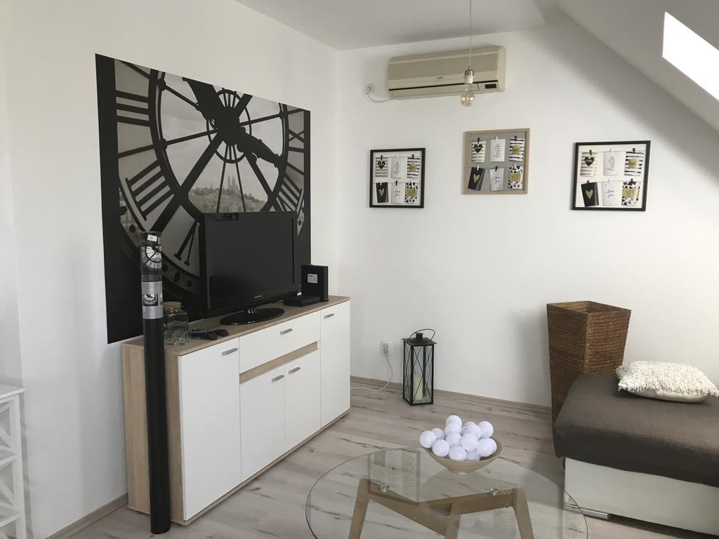 Arany Apartman Seghedin Exterior foto
